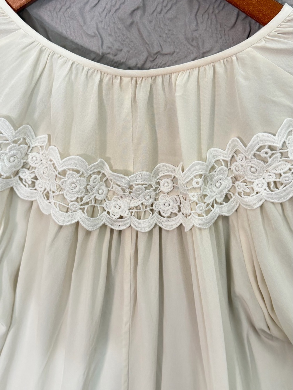 Kate Spade New York Silk Lace Ruffle High Low Boho Blouse Ivory womens Medium - Picture 8 of 12